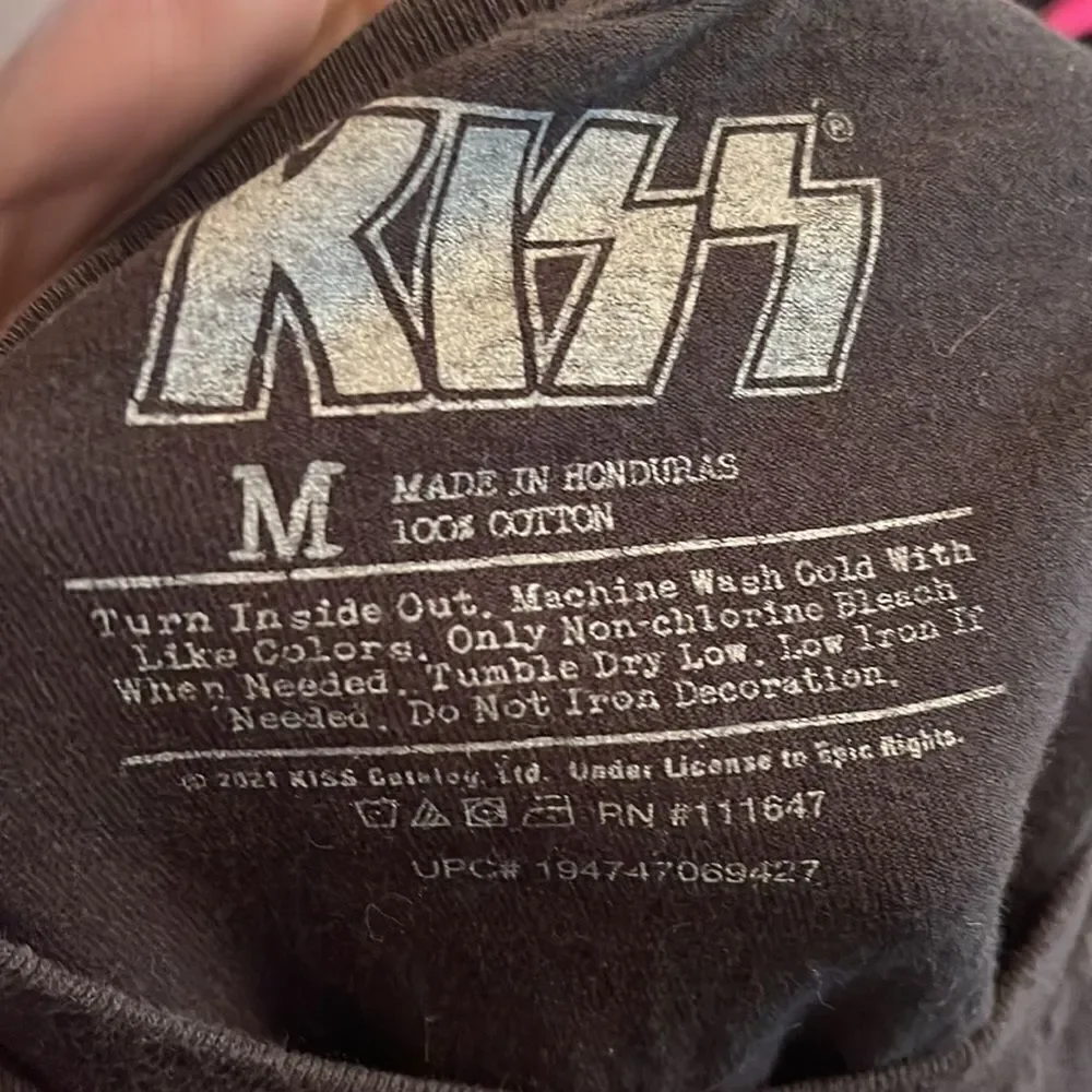Kiss Band REPRODUCTION World Tour 77’ Black Graphic Shirt